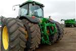 4WD tractors John Deere 8520 Tractors