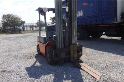 Nissan Pf02 Forklift Forklifts For Sale In Gauteng On Agrimag