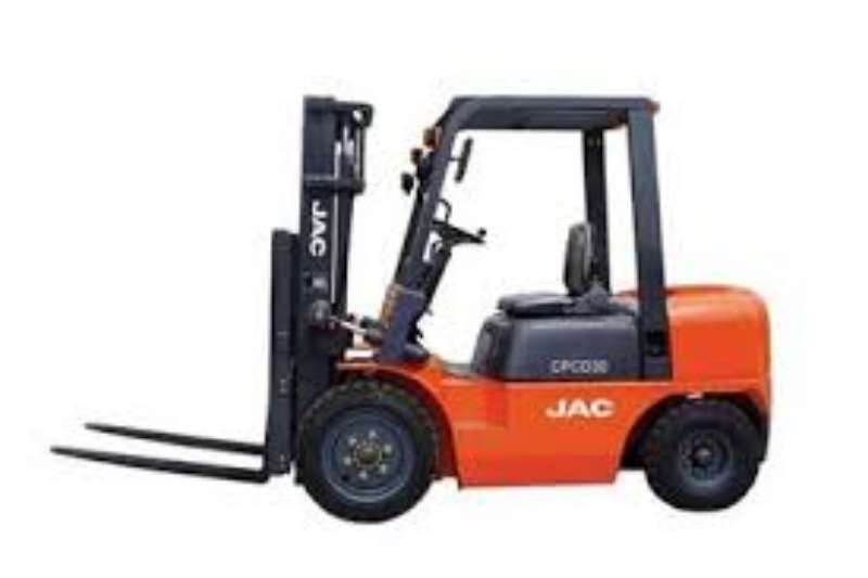 Other New And Used Forklifts For Sale 1 8 Ton 45 Ton Forklifts Machinery For Sale In Gauteng R 49 000 On Truck Trailer