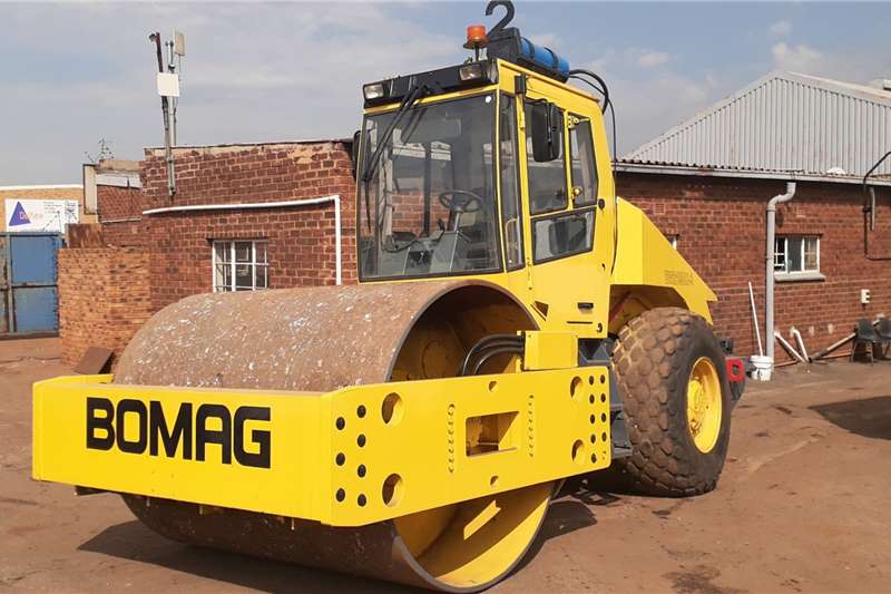 2004 Bomag  Bomag BW219DH-3 Smooth Drum Roller