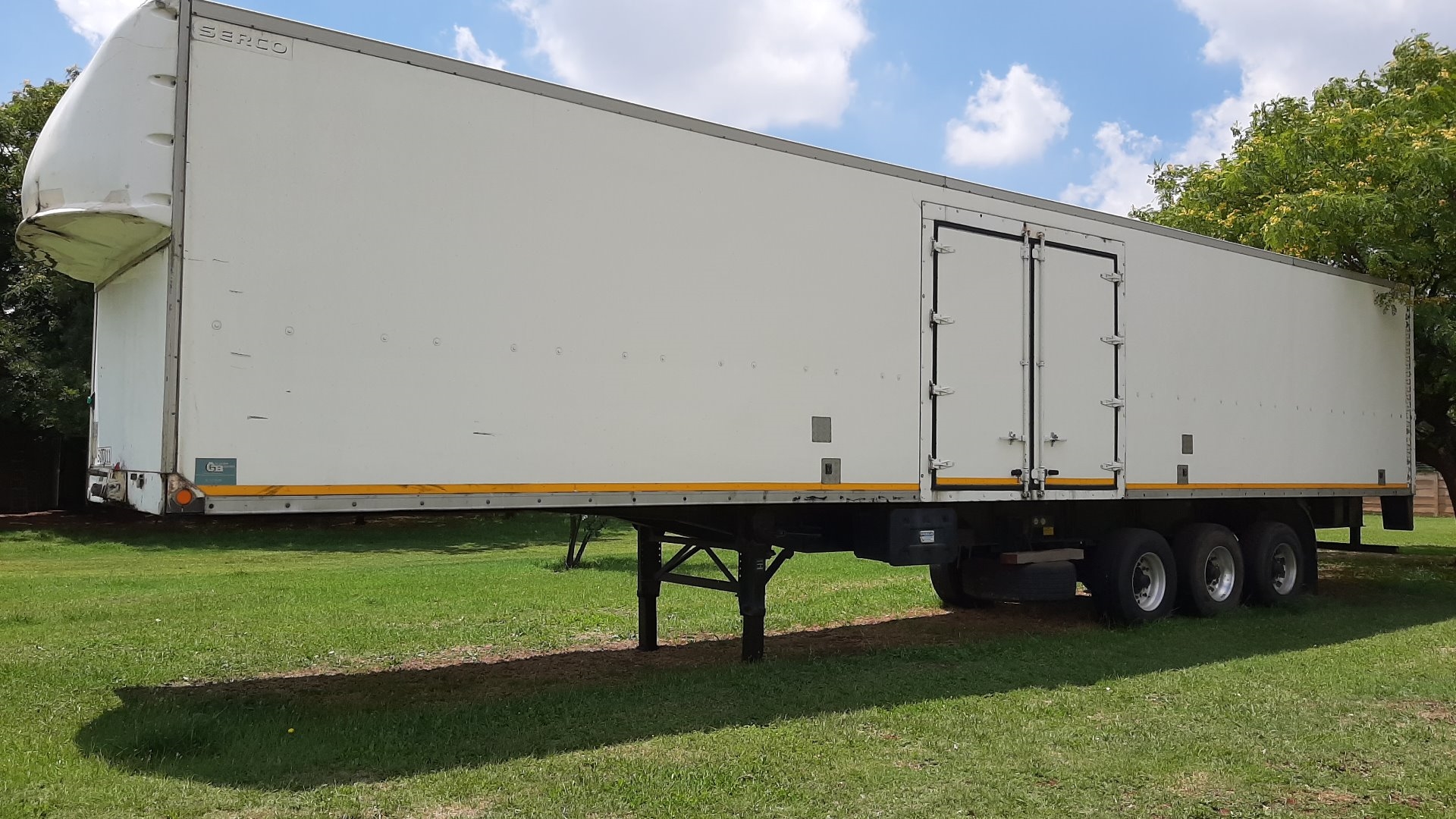 2007 3 Axle Volume Trailer Double Racking Rails Box trailer Trucks for sale  in Gauteng | R 145,000 on Truck & Trailer