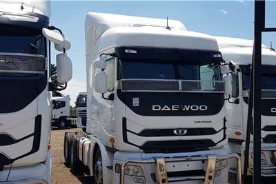 Daewoo Double axle DAEWOO MAXIMUS 7548 KL3TX 6X4TT CUMMINS ISX Truck tractors