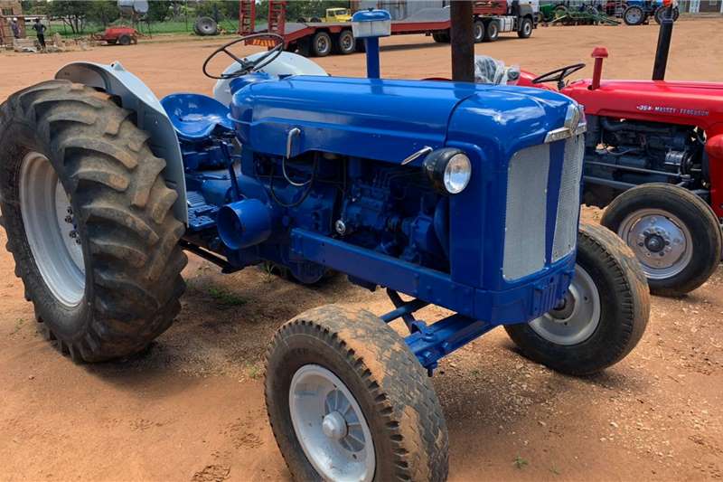 Ford Son Super Major 4x4 33kW Tractor Tractors
