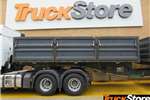 Henred S/TIP FRONT Trailers