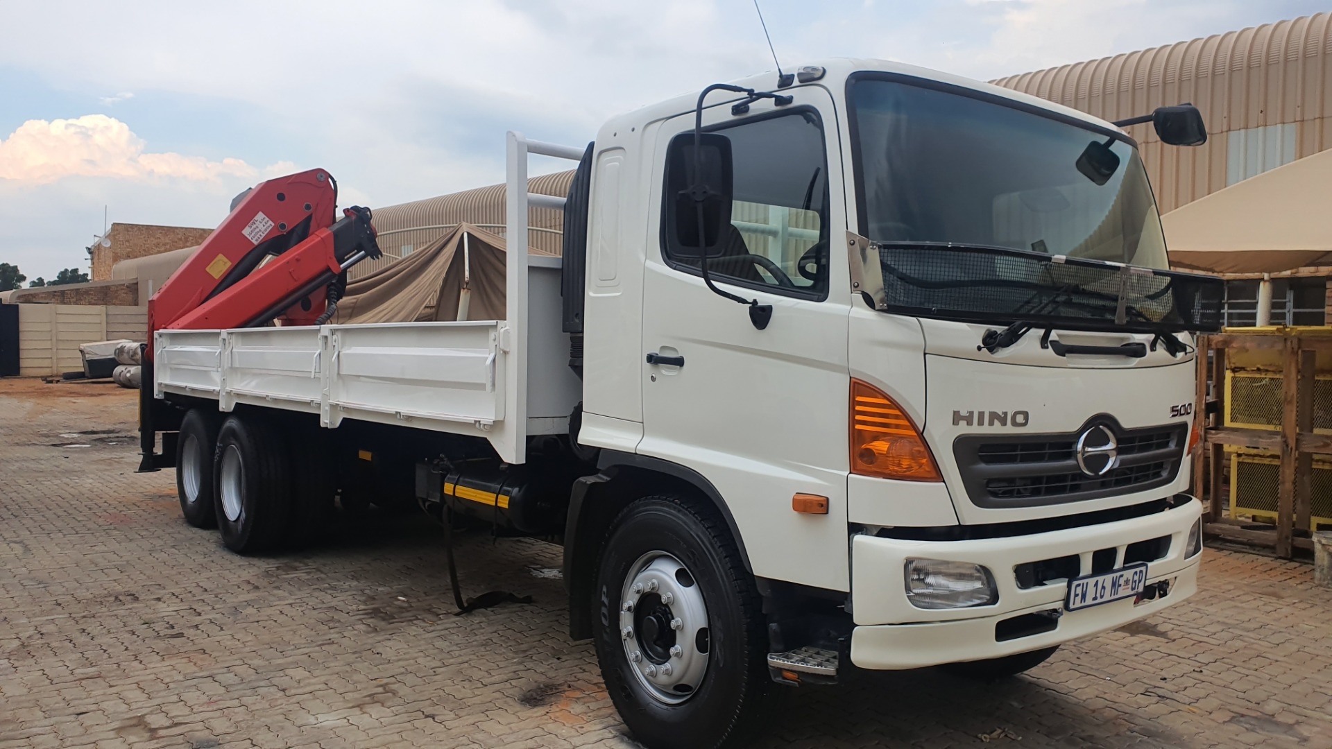 2017 Hino HINO 500 2626 CRANE Dropside trucks Trucks for sale in