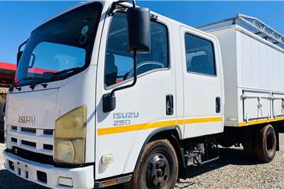 2013 Isuzu  NMR 250, DOUBLE CAB, FITTED WITH VOLUME BODY