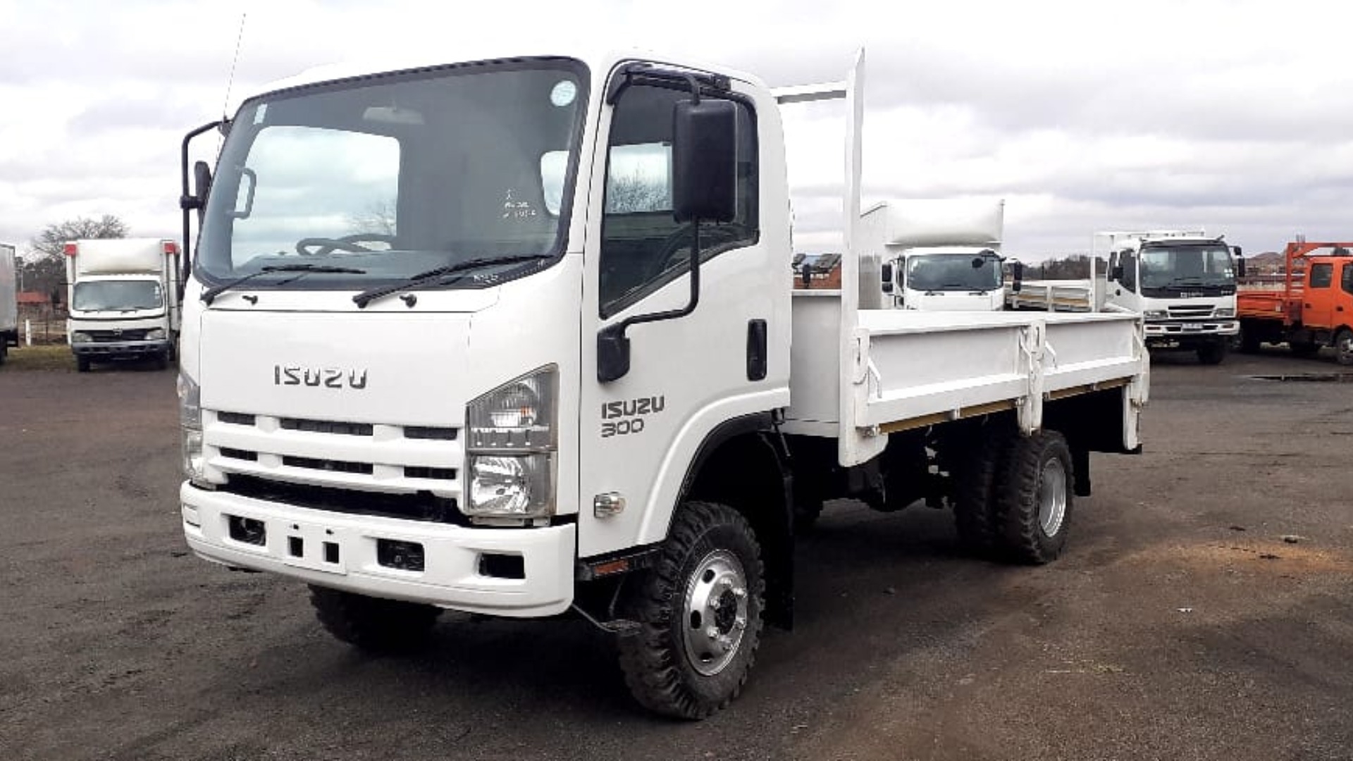 2013 Isuzu ISUZU NPS300 4X4 DROPSIDE Truck for sale in Gauteng  R