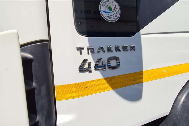 2018 Iveco  440 Tracker T/T