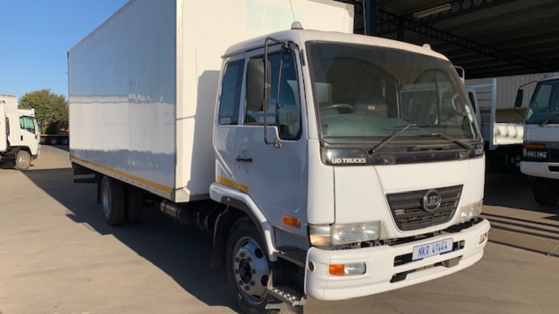 2013 Nissan  UD  70 F C Volume Van Box trucks  Trucks  for 