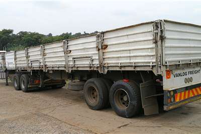 2006 SA Truck Bodies  6.1M x 12.2M