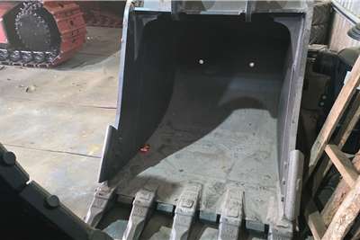 2025 Sany 335C BUCKET