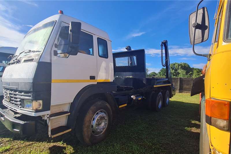 Tata Skipbin Skip bin loader trucks