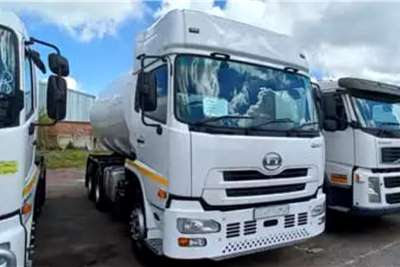 2017 UD  UD Quon 18000l water tanker