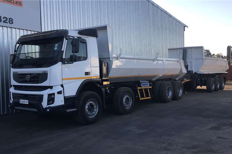 2014 Volvo  2014 Volvo FMX440 8X4 Tipper with 15 cube Afrit