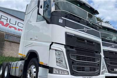 Volvo Double axle Globetrotter FH520 Truck tractors